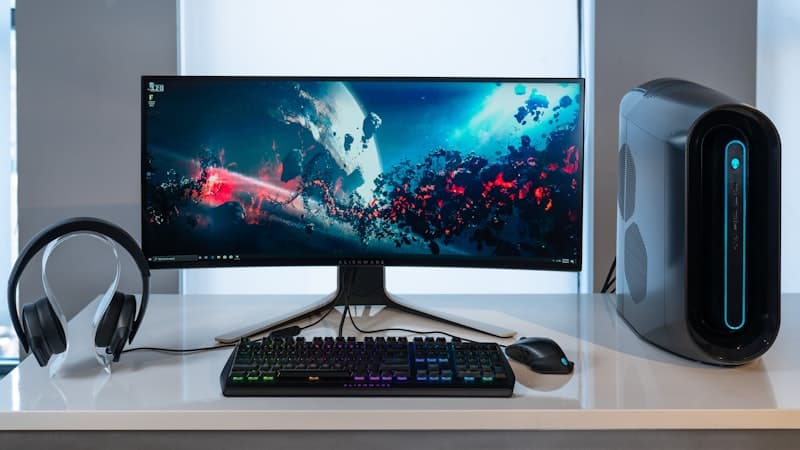 Gaming Monitor 23.8"–32" (Ultra-Wide / Multi-Size)